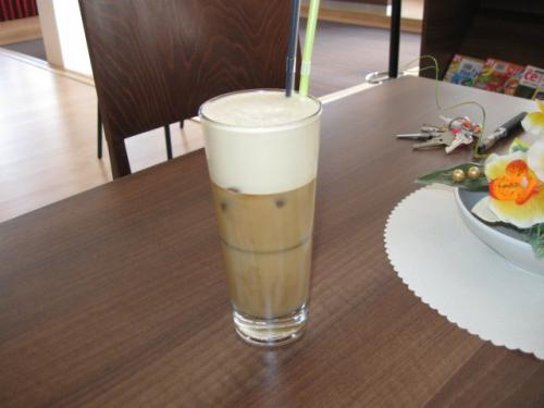 phoca_thumb_l_frappé 2